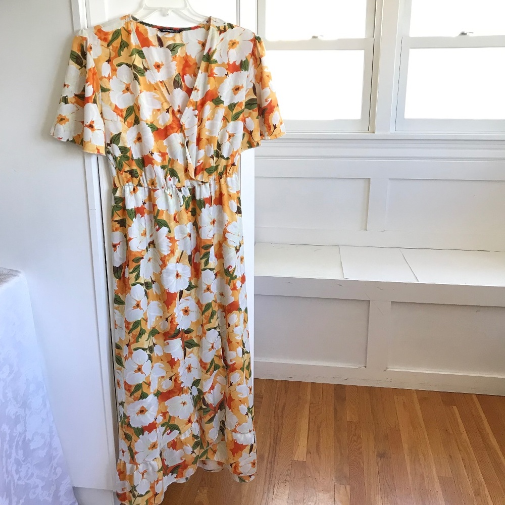 BLOOMCHIC Floral Maxi Dress Flutter Sleeve Ruffle Hem Women’s Plus Size 20
